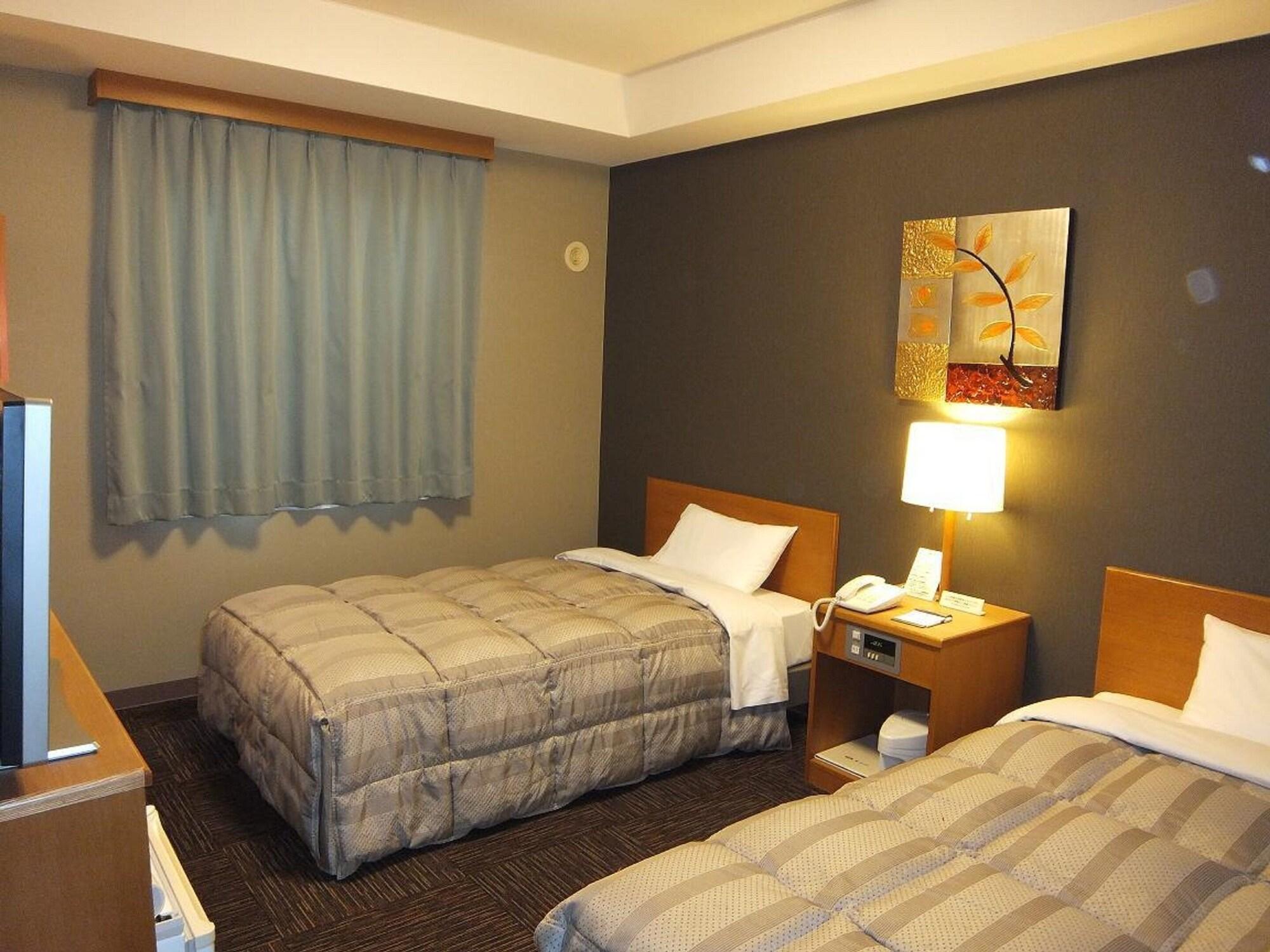 Hotel Route-Inn Court Azumino Toyoshina Ekiminami Extérieur photo